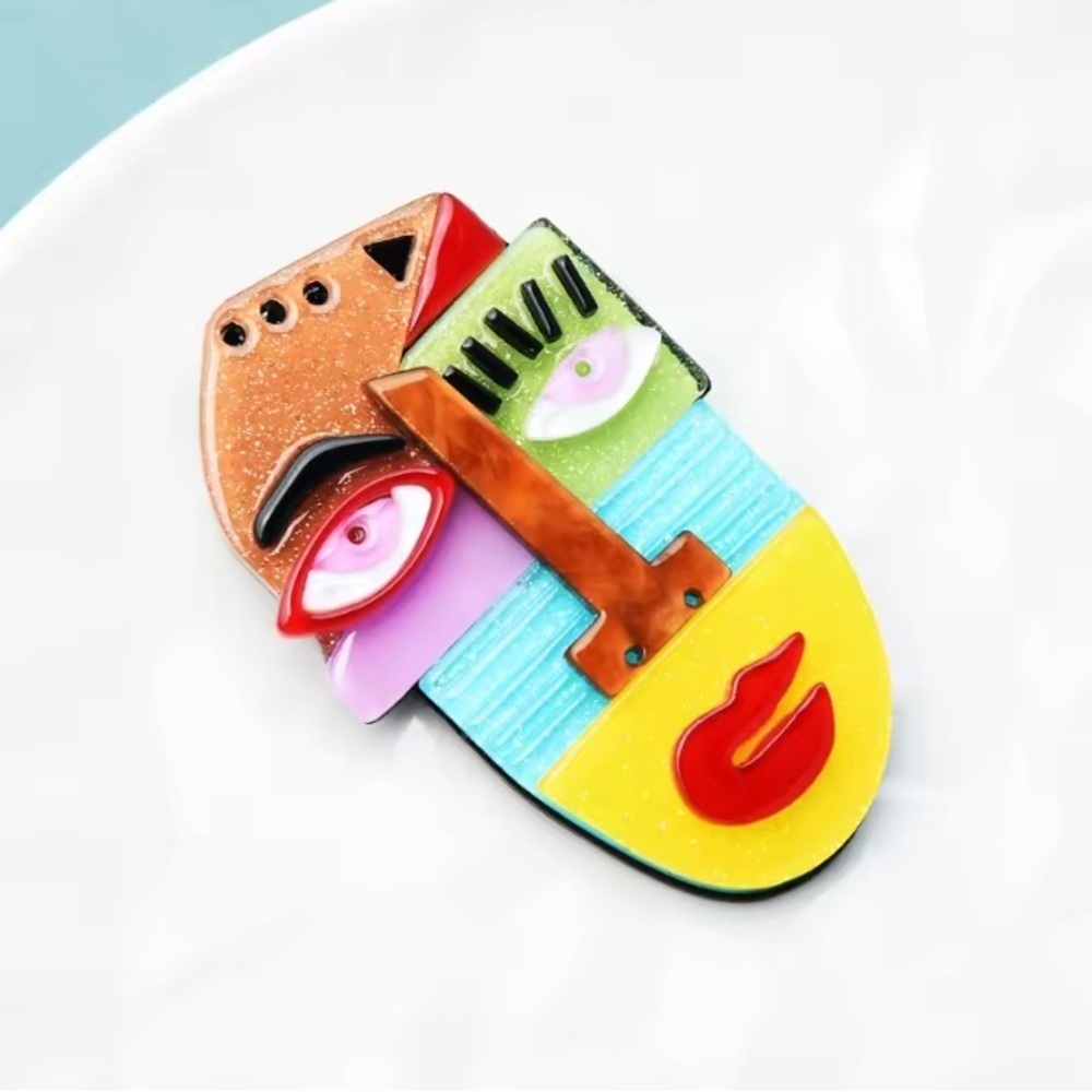 Colorful Picasso Abstract Face Brooch. - Picture 3 of 4